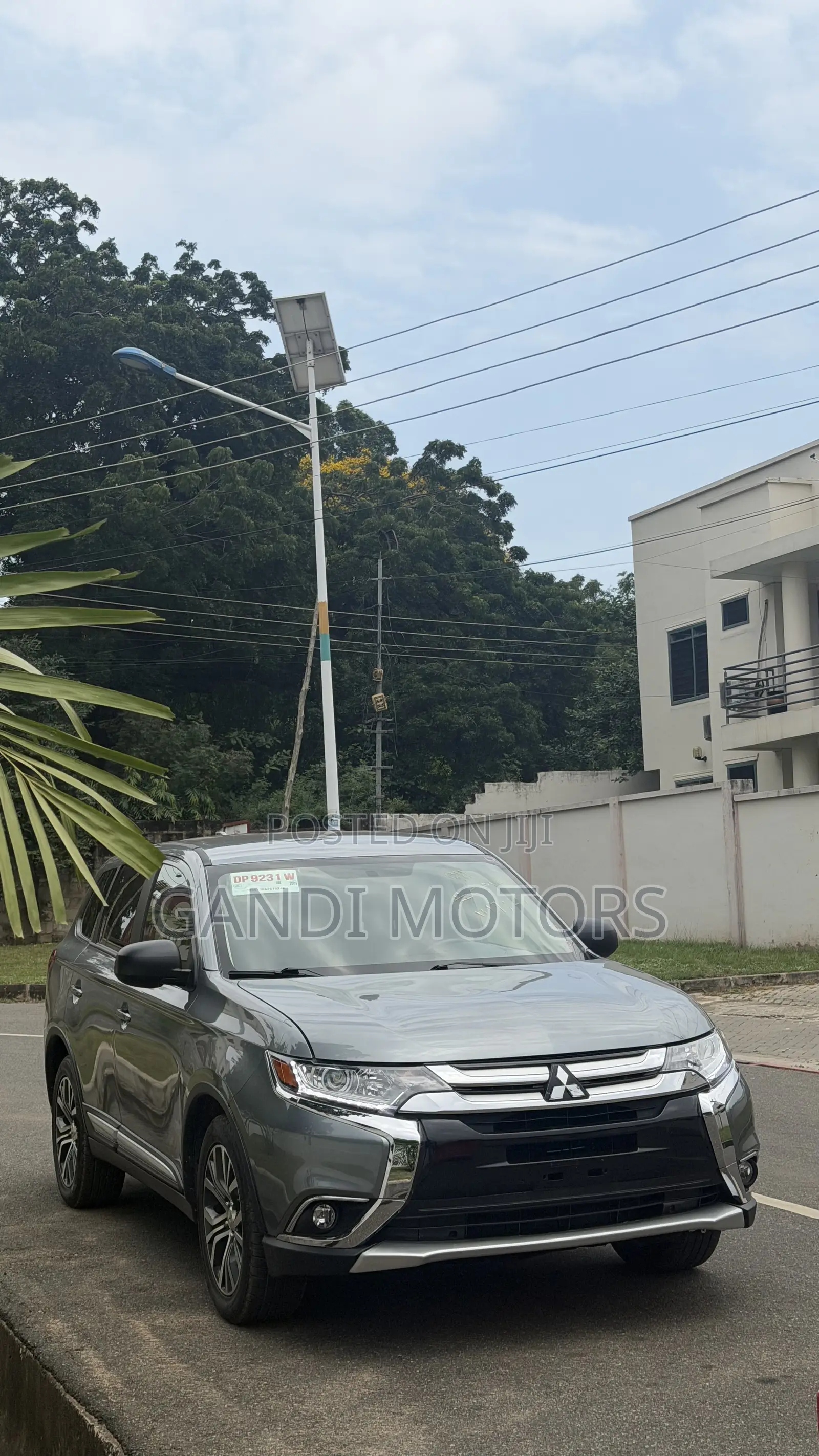 Mitsubishi Outlander ES FWD 2017 Gray