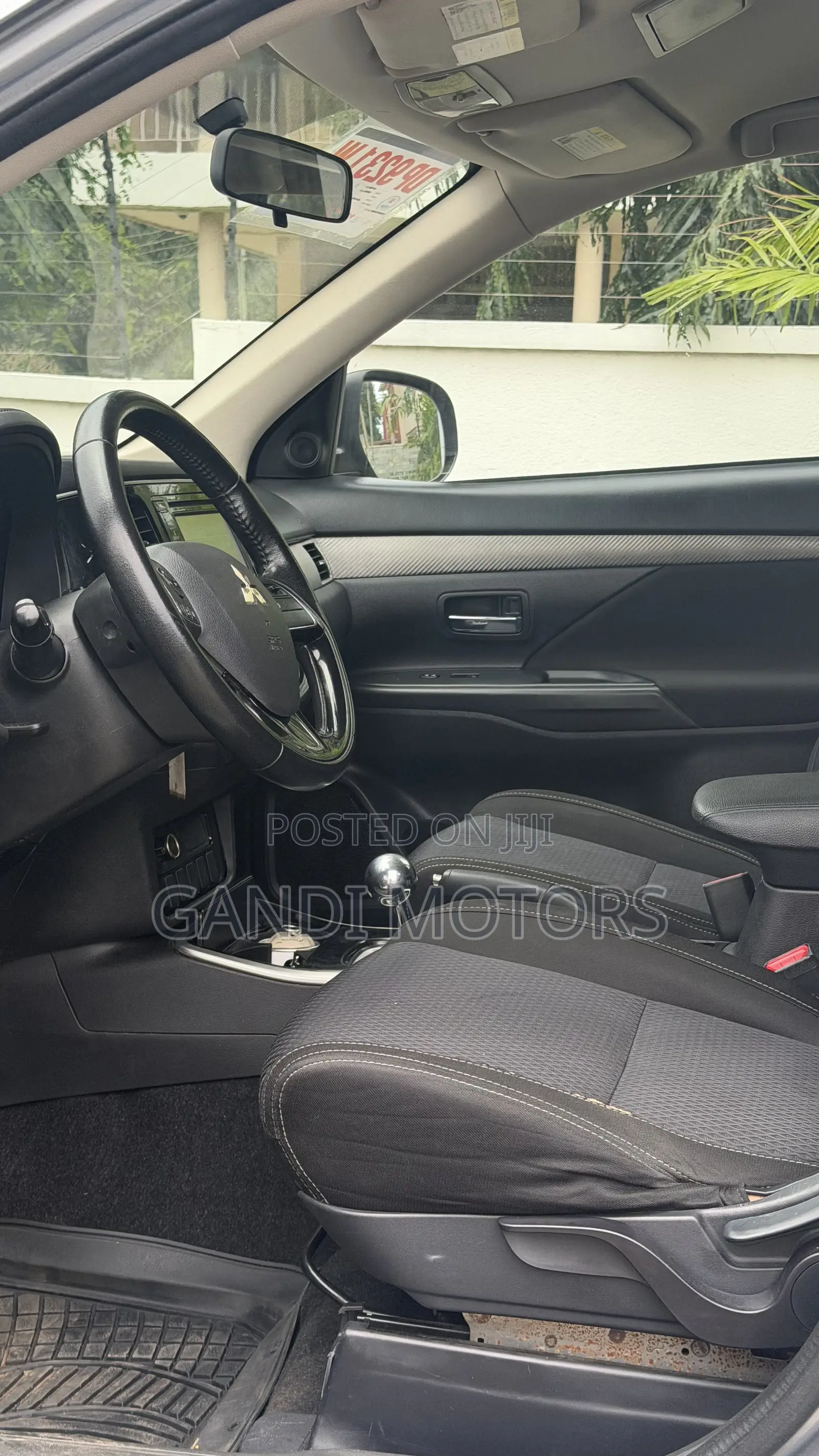 Mitsubishi Outlander ES FWD 2017 Gray