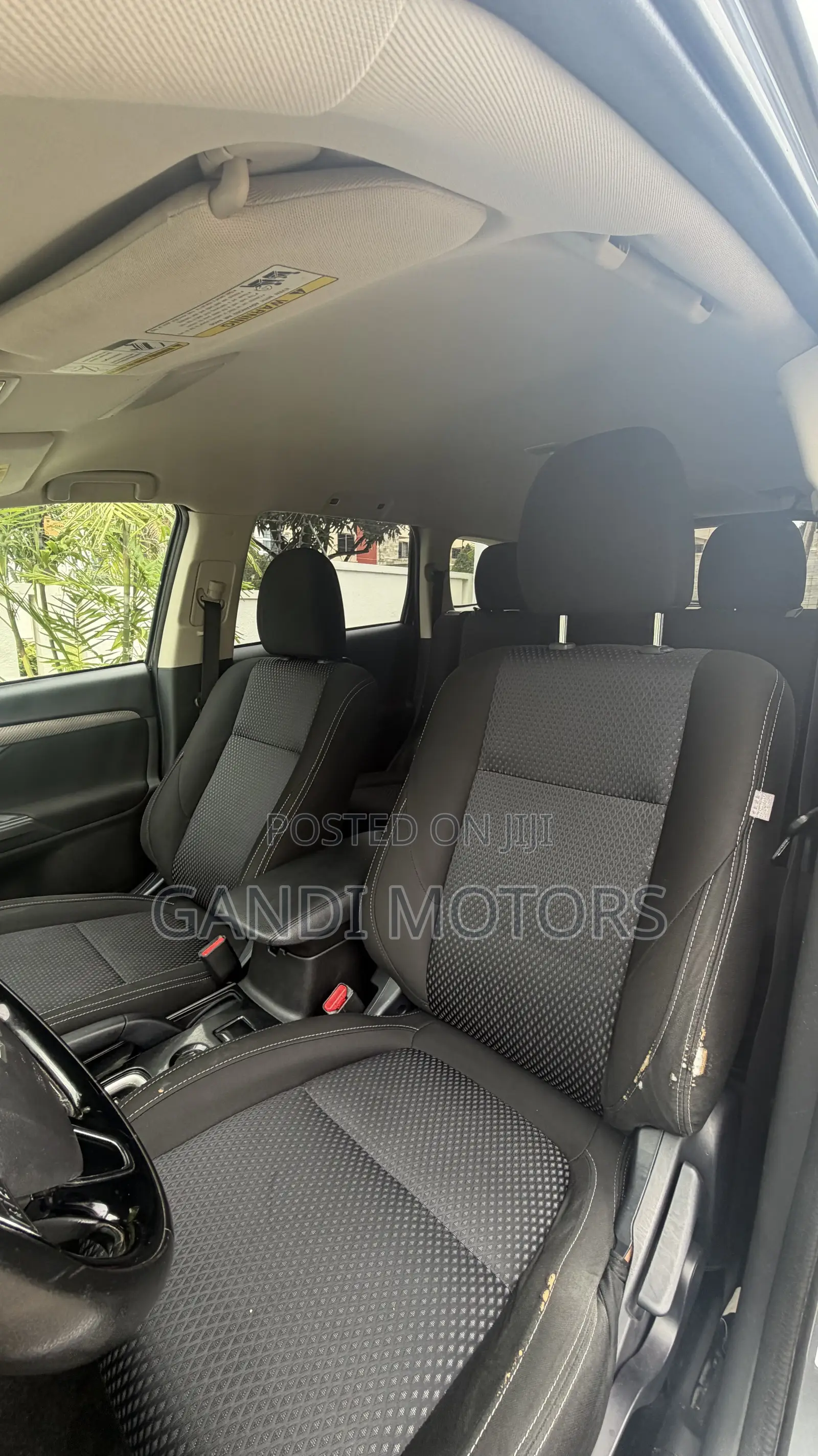 Mitsubishi Outlander ES FWD 2017 Gray