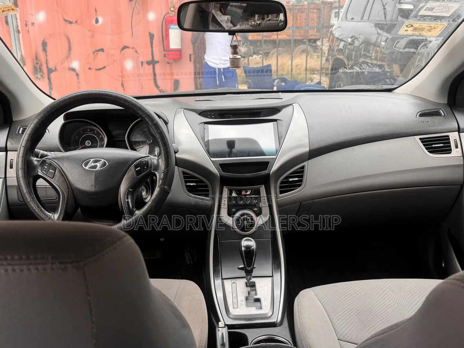 Hyundai Elantra GLS Sedan FWD (1.8L 4cyl 6A) 2013 Gray