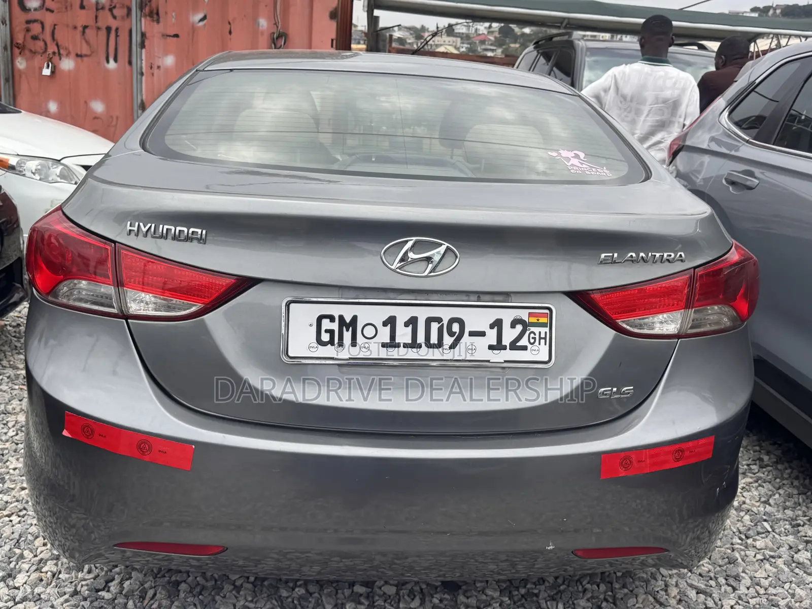 Hyundai Elantra GLS Sedan FWD (1.8L 4cyl 6A) 2013 Gray