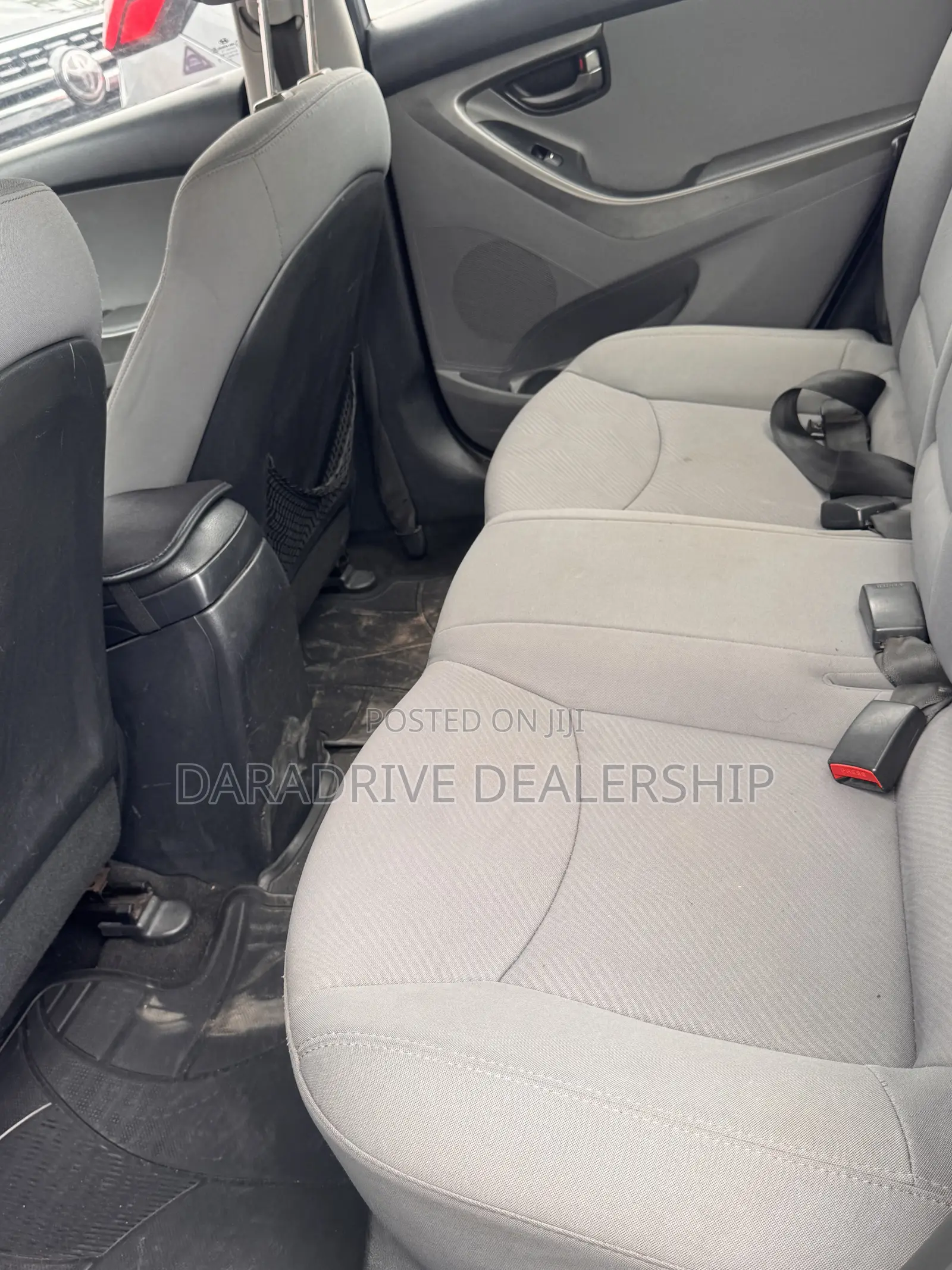Hyundai Elantra GLS Sedan FWD (1.8L 4cyl 6A) 2013 Gray