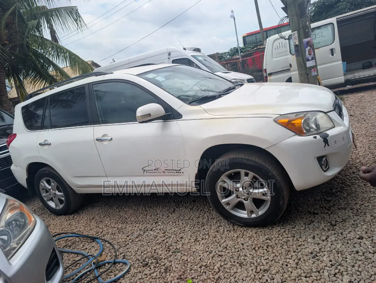 Toyota RAV4 2012 White
