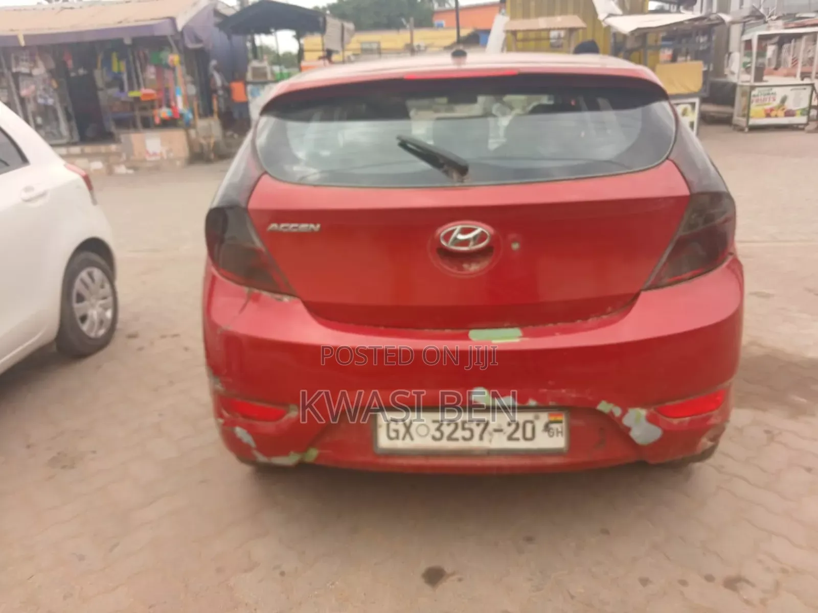 Hyundai Accent 2011 Red