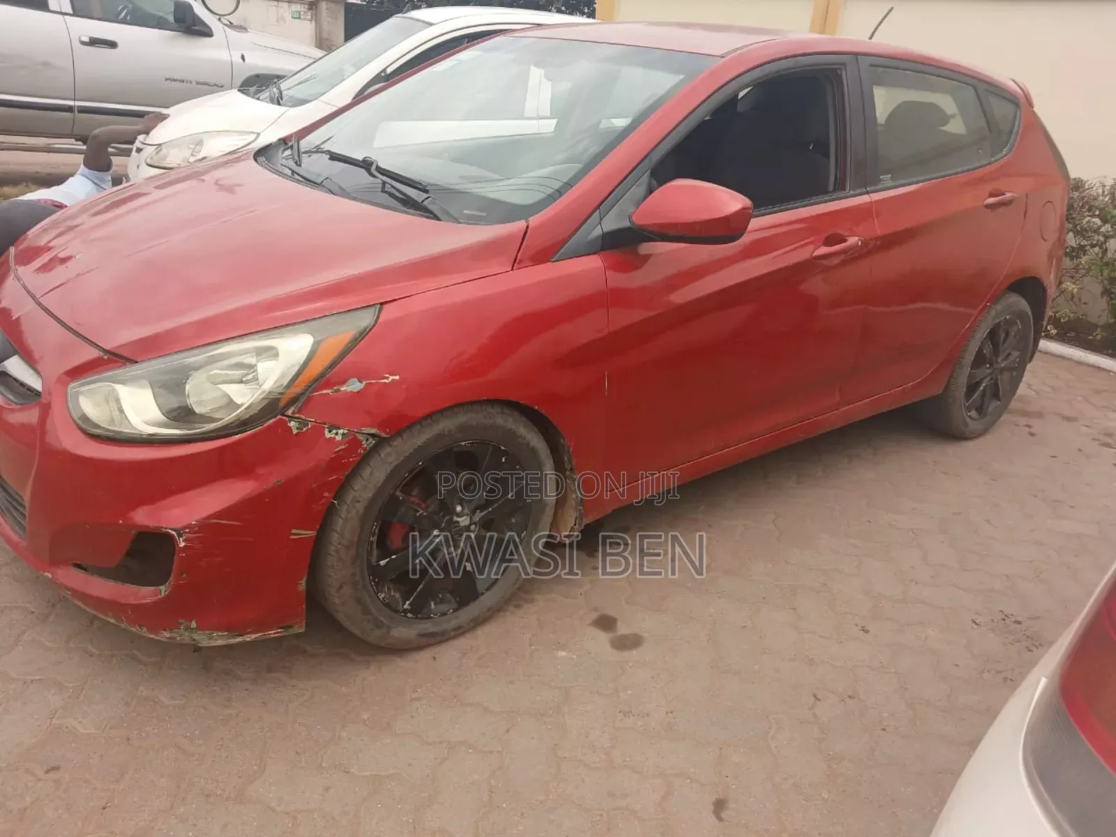 Hyundai Accent 2011 Red
