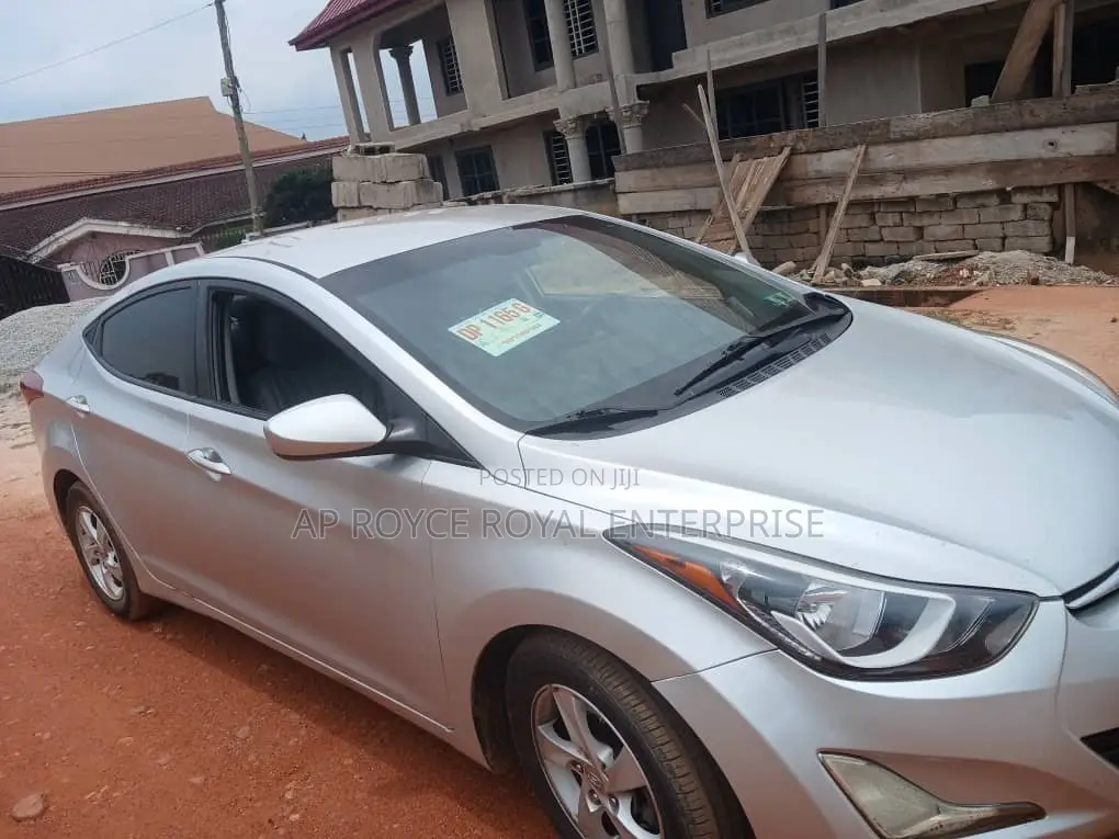 Hyundai Elantra SE Sedan FWD (1.8L 4cyl 6A) 2016 Silver