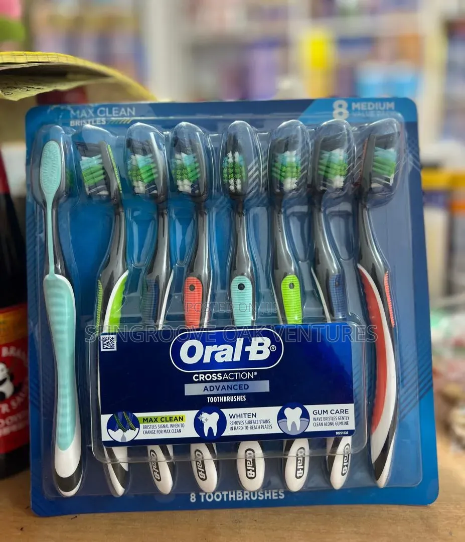 Oral-B in 1 Toothbrush 8pcs