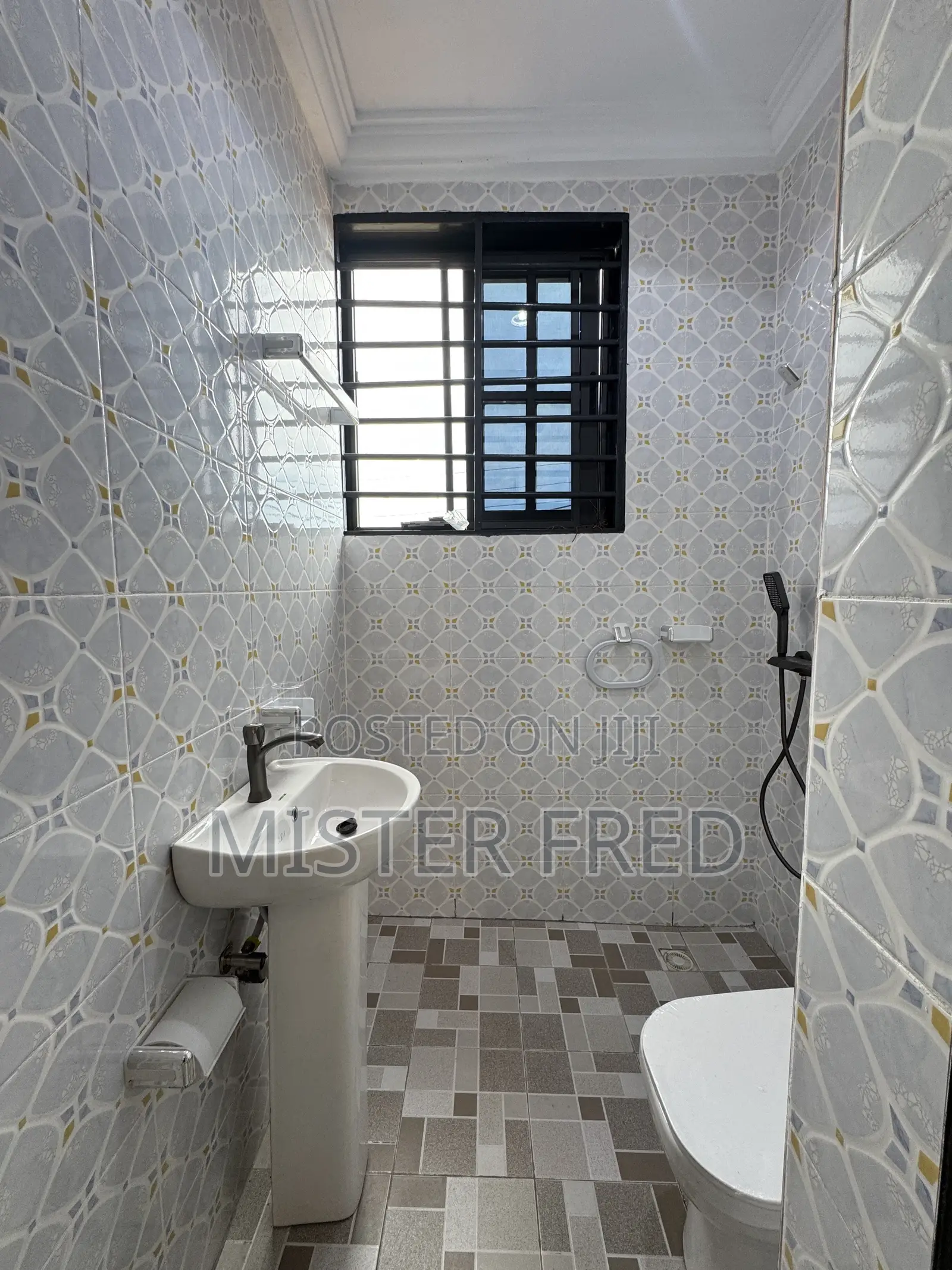 2bdrm Apartment in New Bortianor, Weija for rent