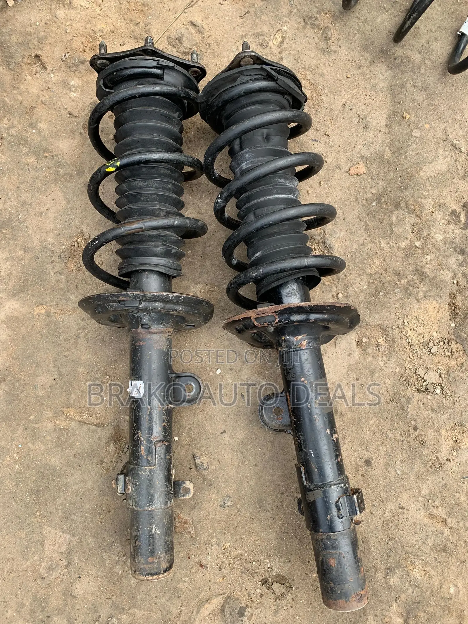 Honda CR-V 2017 - 2022 Front Shocks