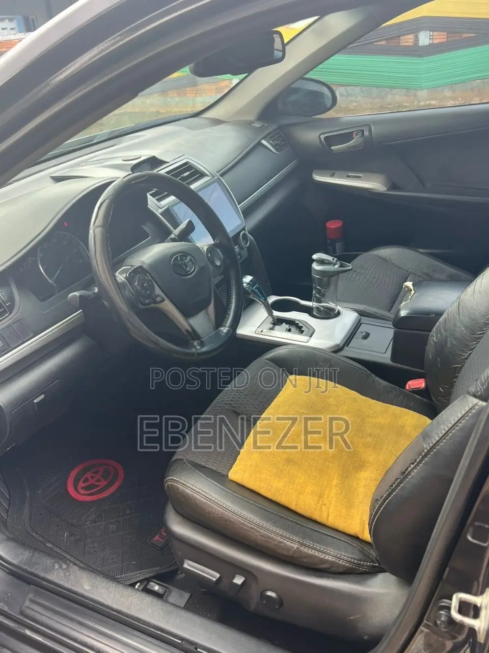 Toyota Camry SE 4dr Sedan (2.5L 4cyl 6A) 2014 Gray