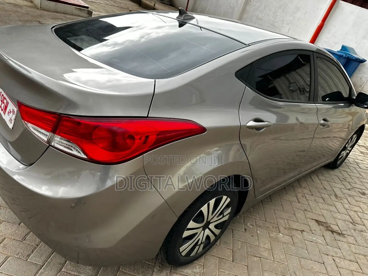 Hyundai Elantra 2013 Gray