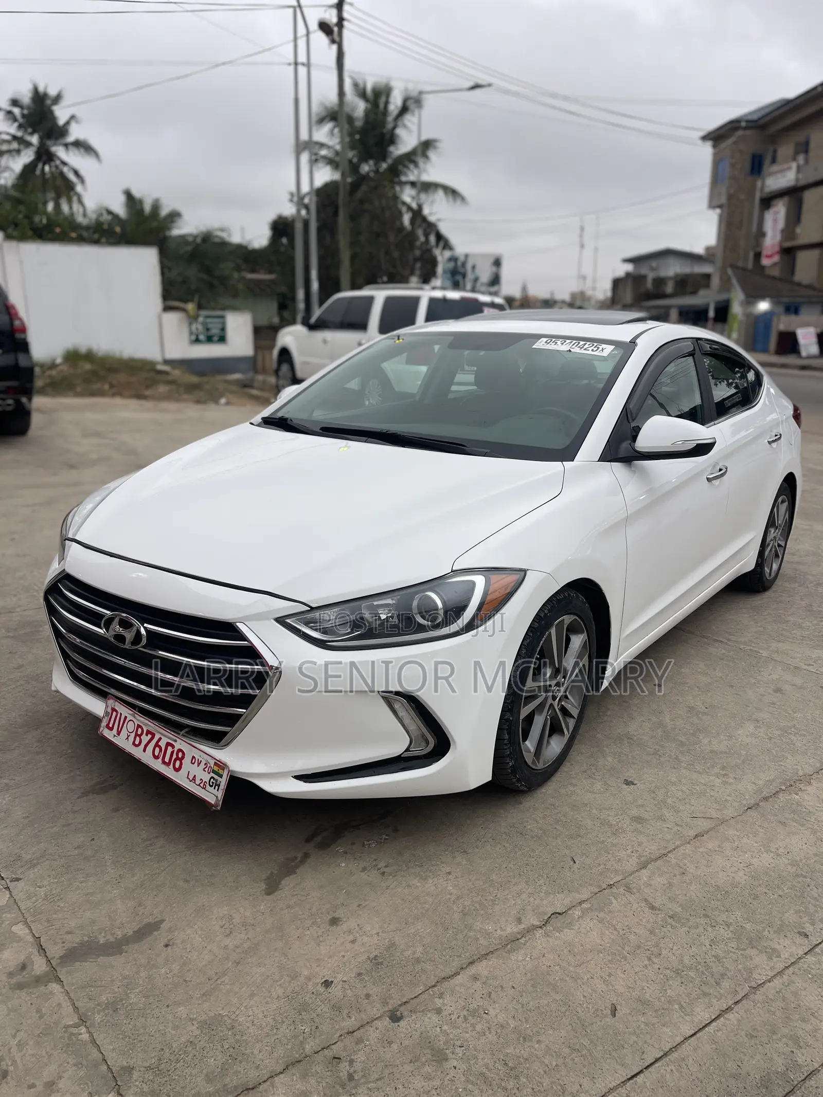Hyundai Elantra Value Edition Sedan FWD (2.0L 4cyl 6A) 2017 White