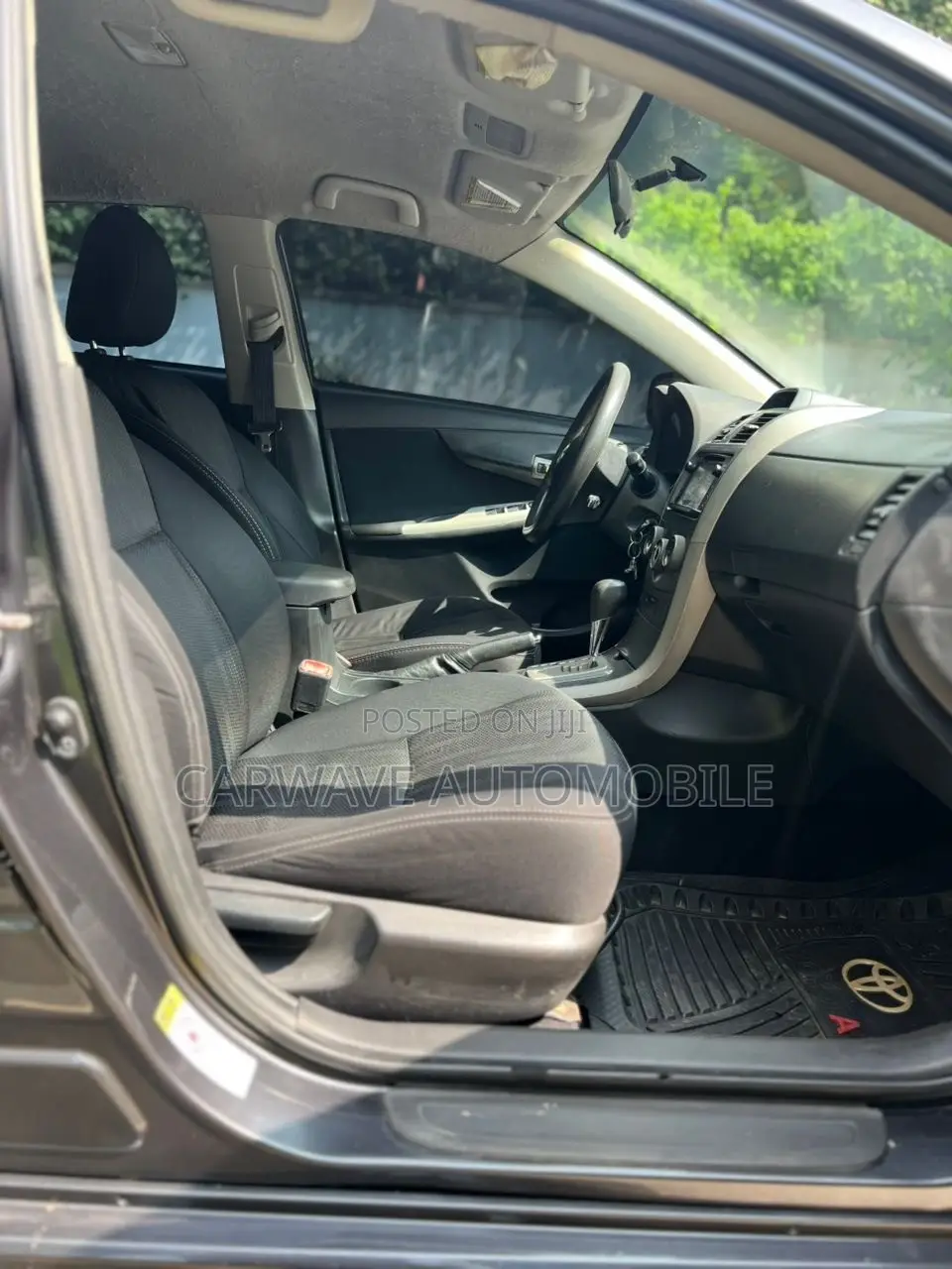 Toyota Corolla S 5-Speed 2013 Gray