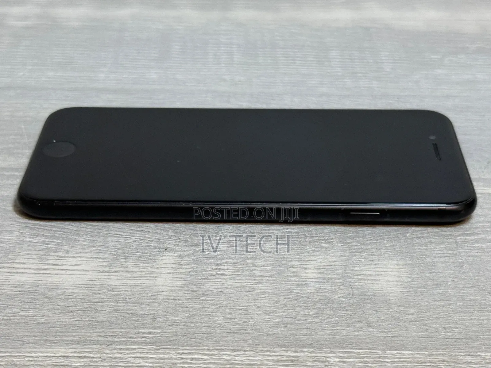 Apple iPhone 7 32 GB Black