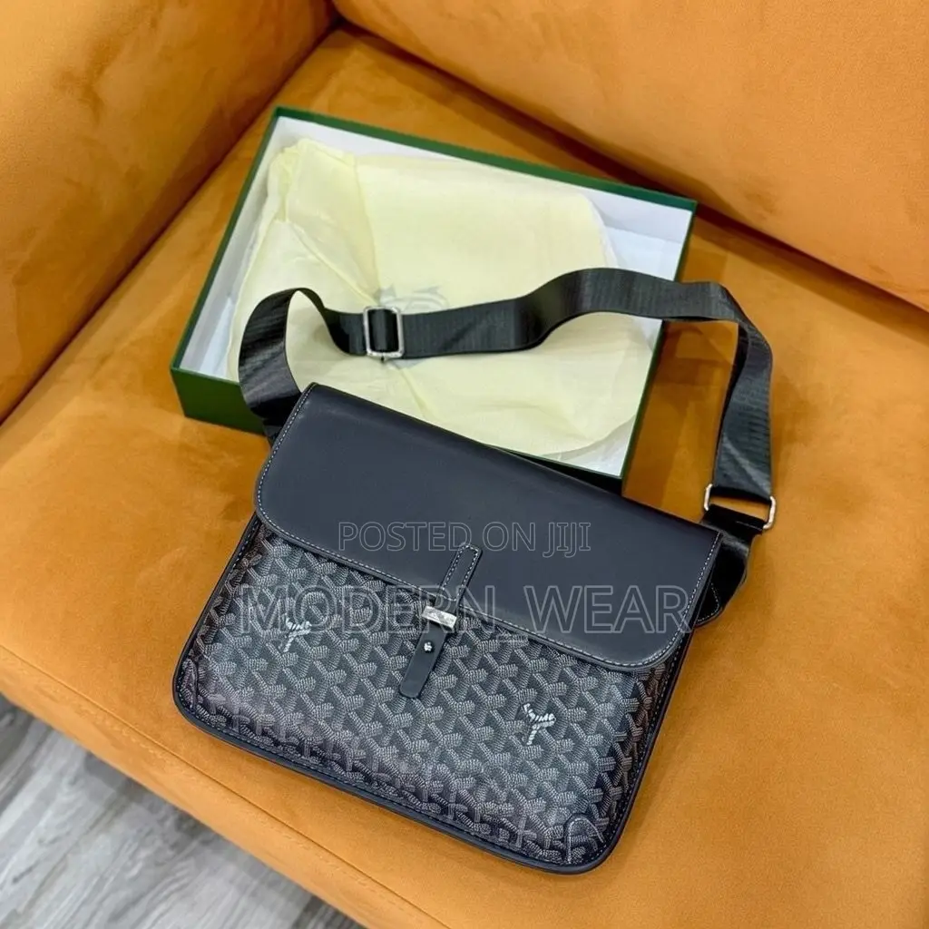 Goyard Courseir Messenger Bag