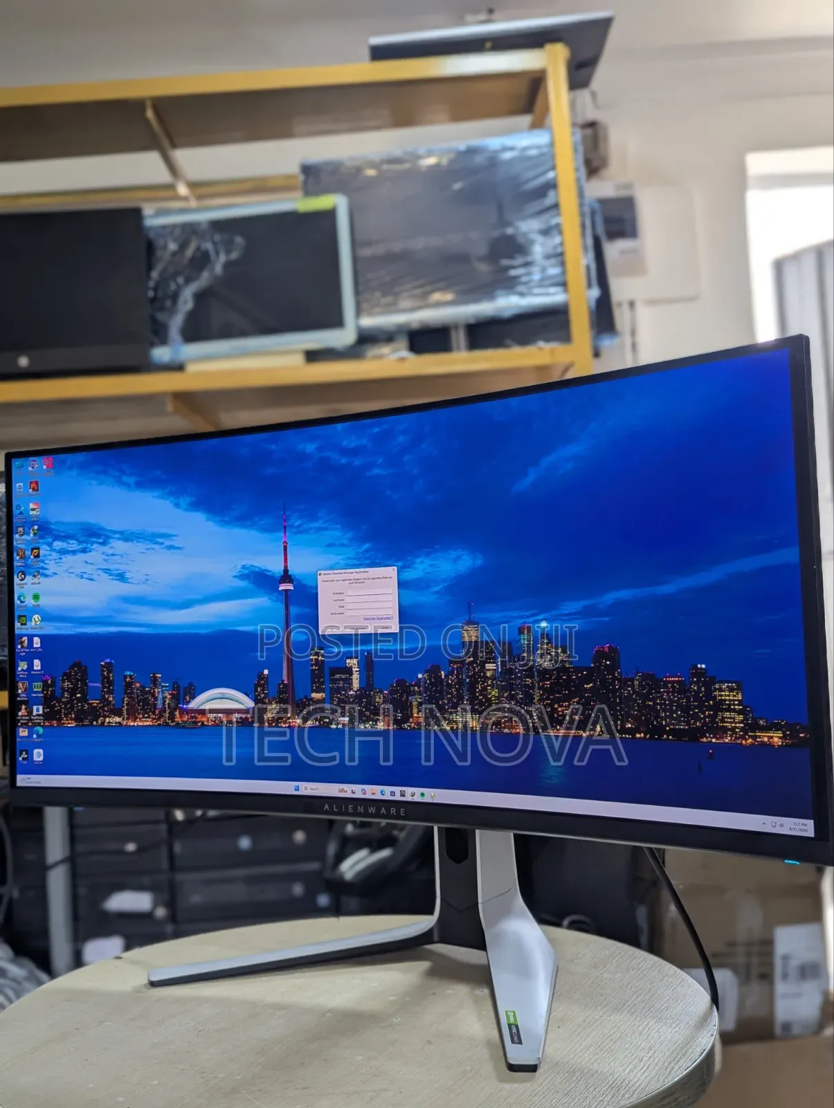 Alienware Curved Gaming Monitor 34" Inch OLED 3440x1440 175Hz 0.1ms