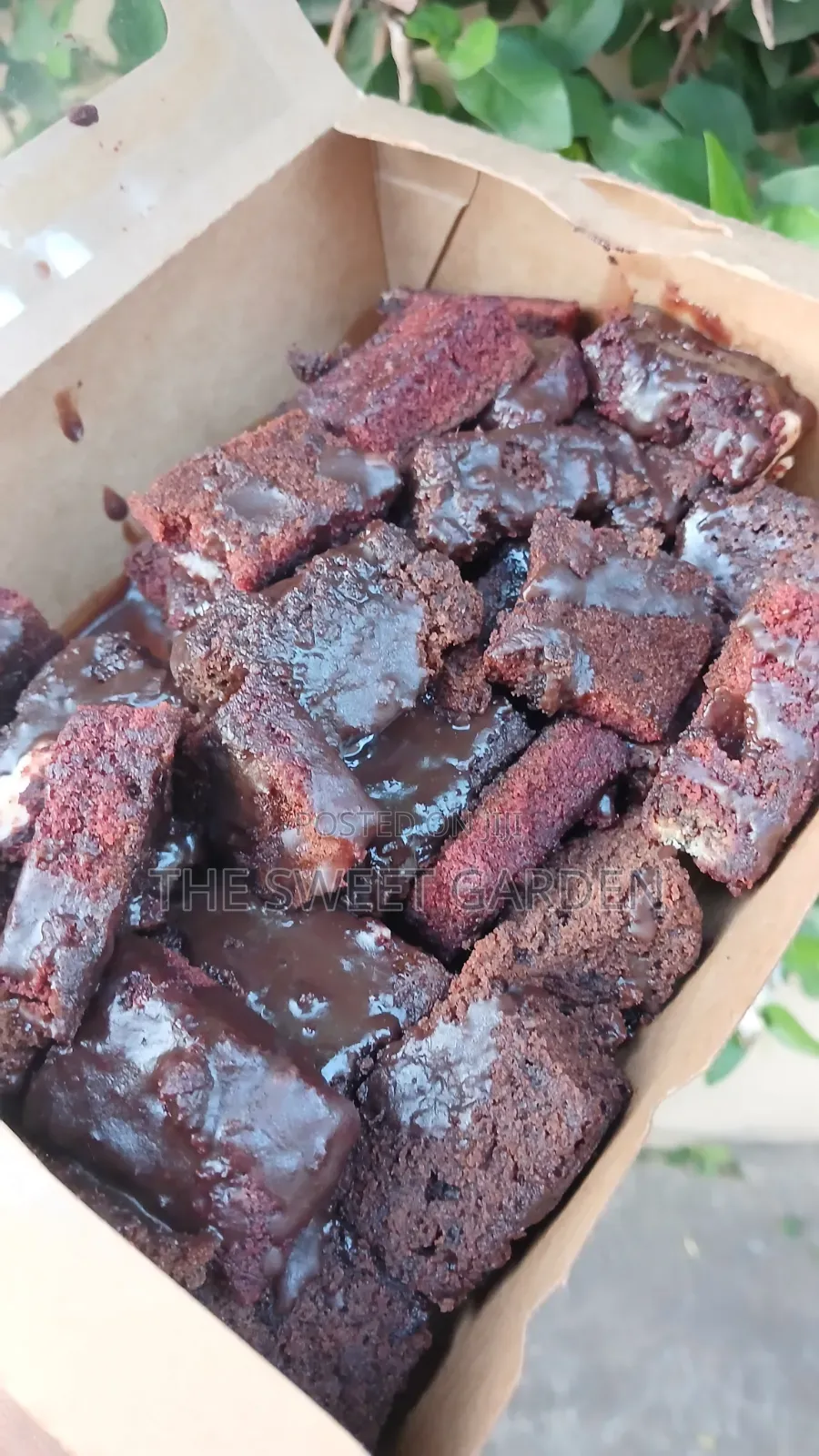 Brownie Bites With Milky Melted Chocolate