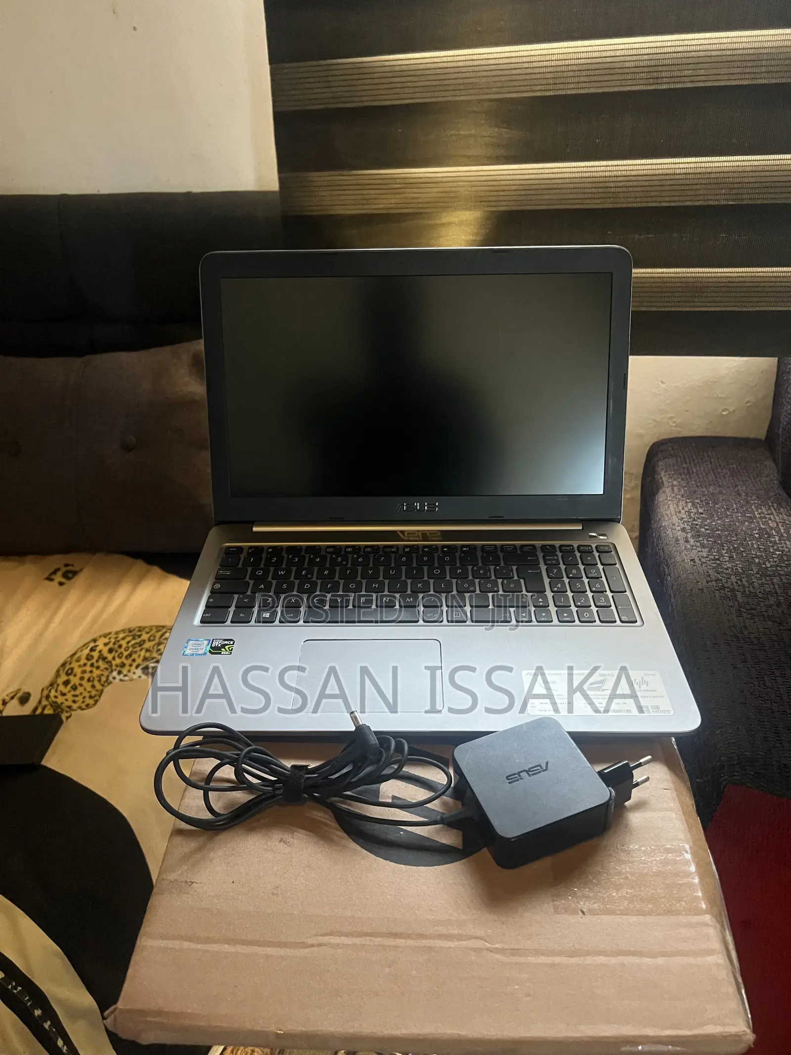 Laptop Asus K50IN 12GB Intel Core i7 HDD 1T