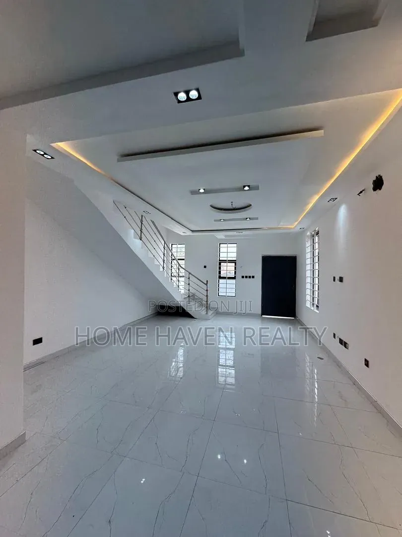 2bdrm House in Oyarifa for sale