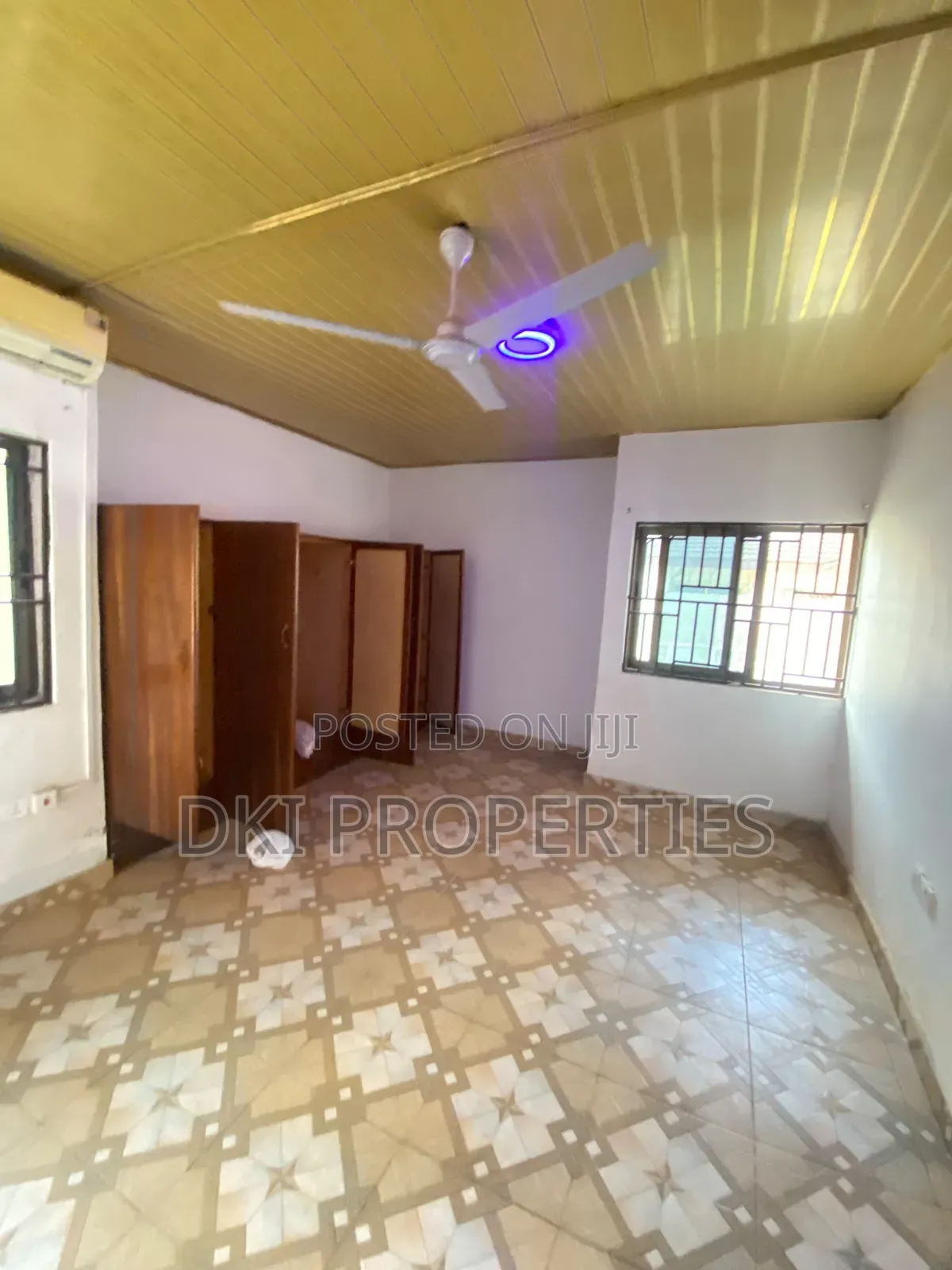3bdrm House in Dki Properties, Ghana Link Area for rent