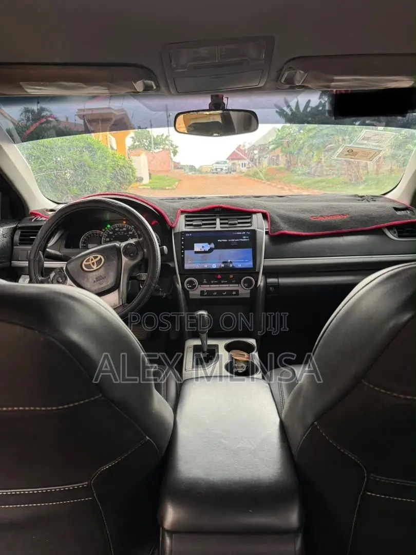 Toyota Camry 2014 Red