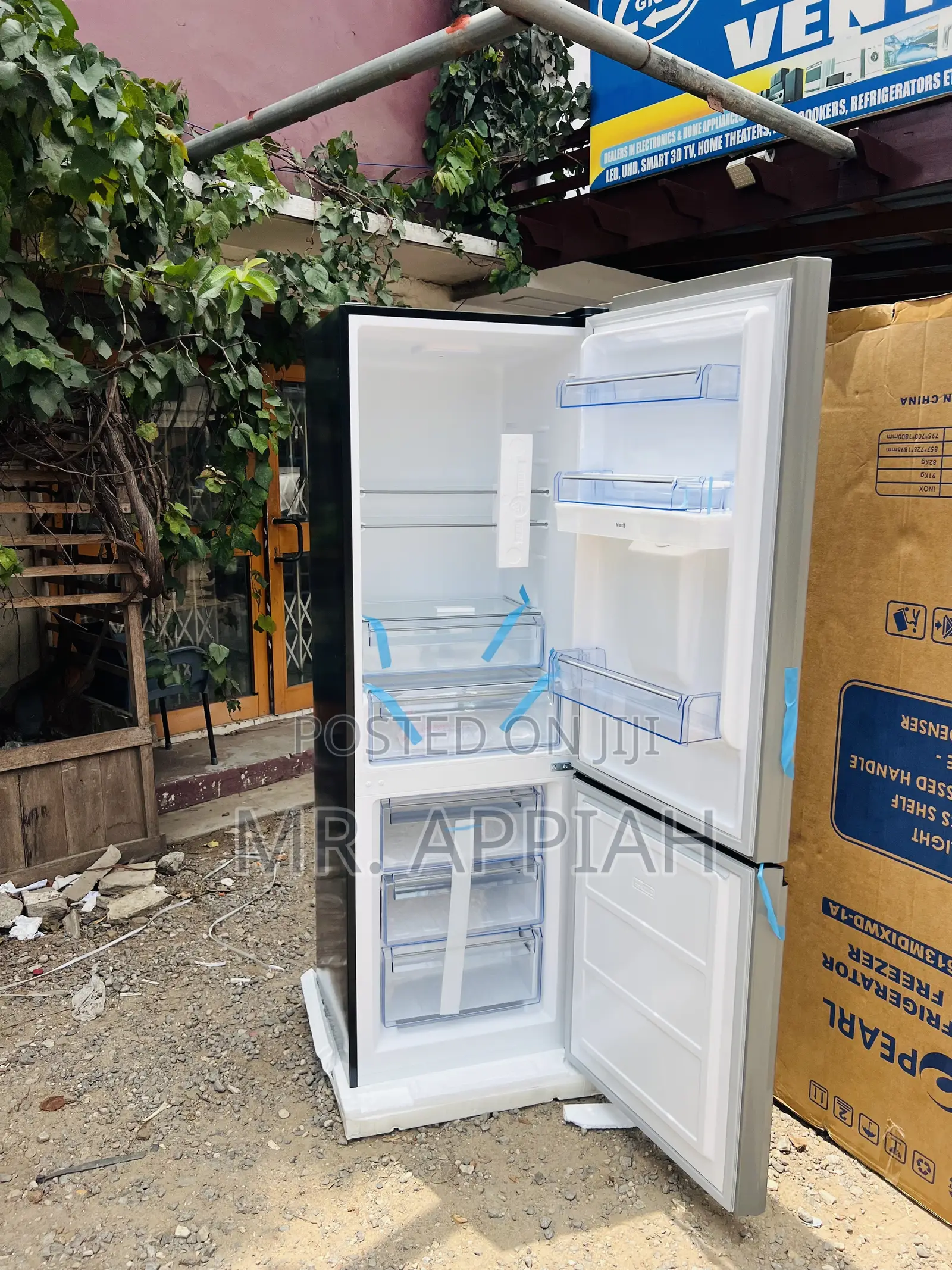 Get Unique Pearl Bottom Mount Freezer Fridge(PF-433bbgwd-A1)Black