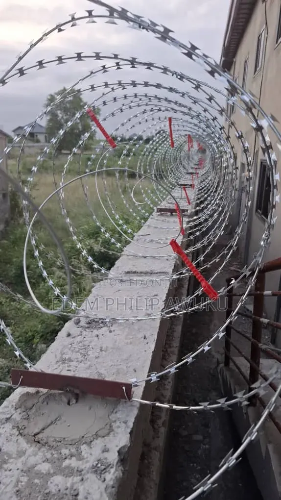 Razor Wire Master