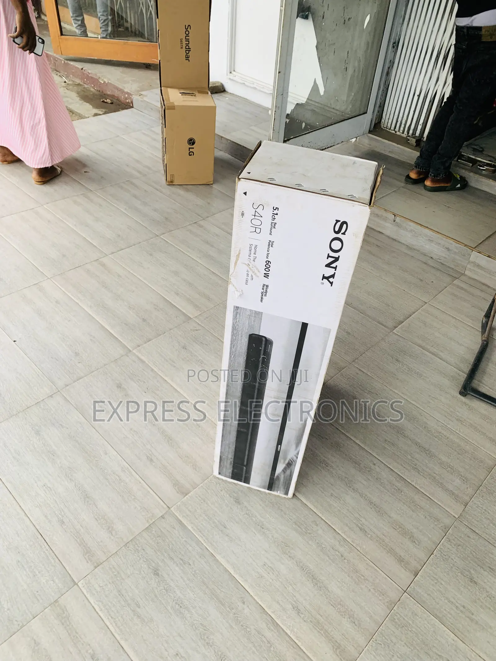 Ultra High Sony Sound Bar 5.1ch Home Wireless Rear Speakers HT-S40R