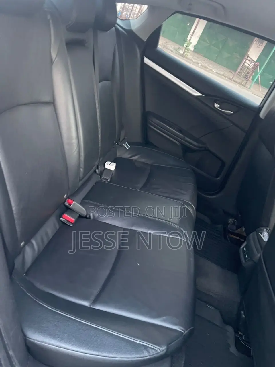 Honda Civic Touring 4dr Sedan (1.5L 4cyl) 2017 Gray