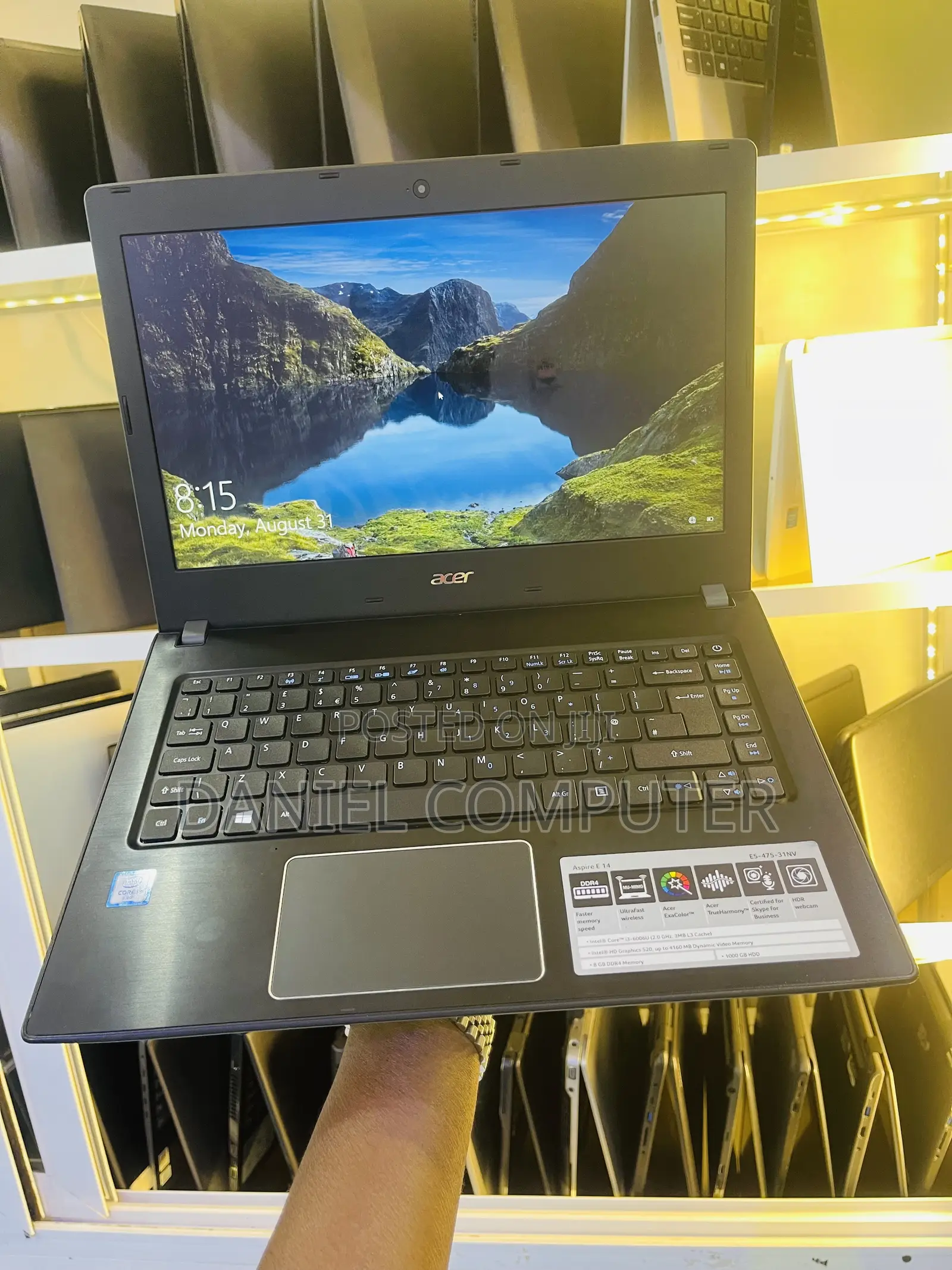 Laptop Acer Aspire E5-475 8GB Intel Core i3 HDD 1T