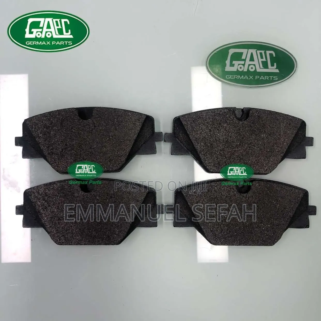 Range Rover Vogue, Sport 2022 to 2025 Back Brake Pads Available