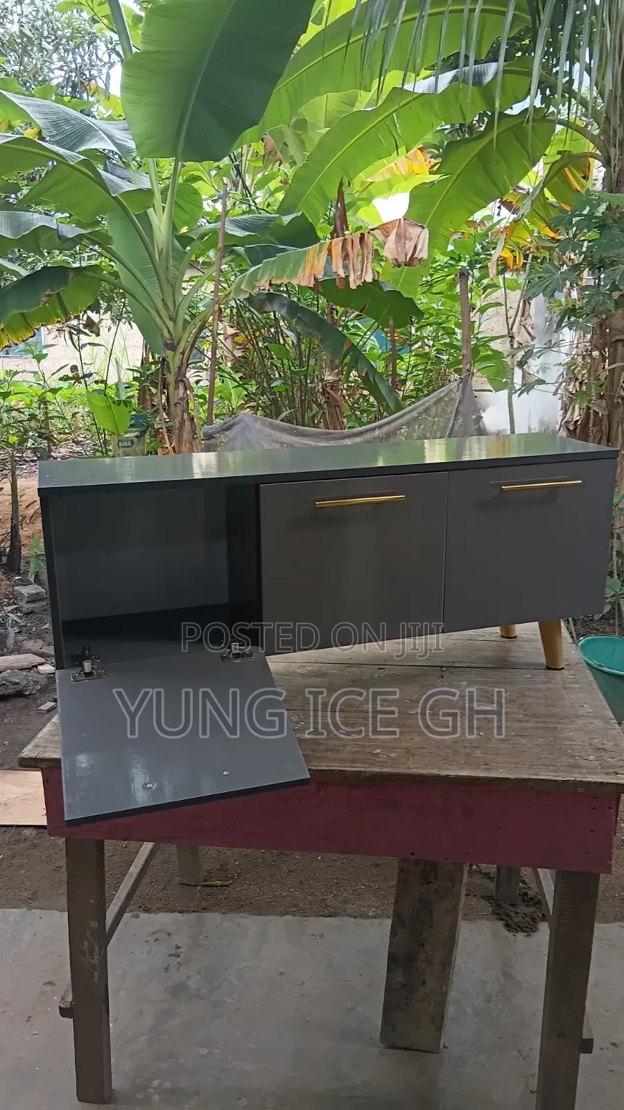 TV Stand ! 