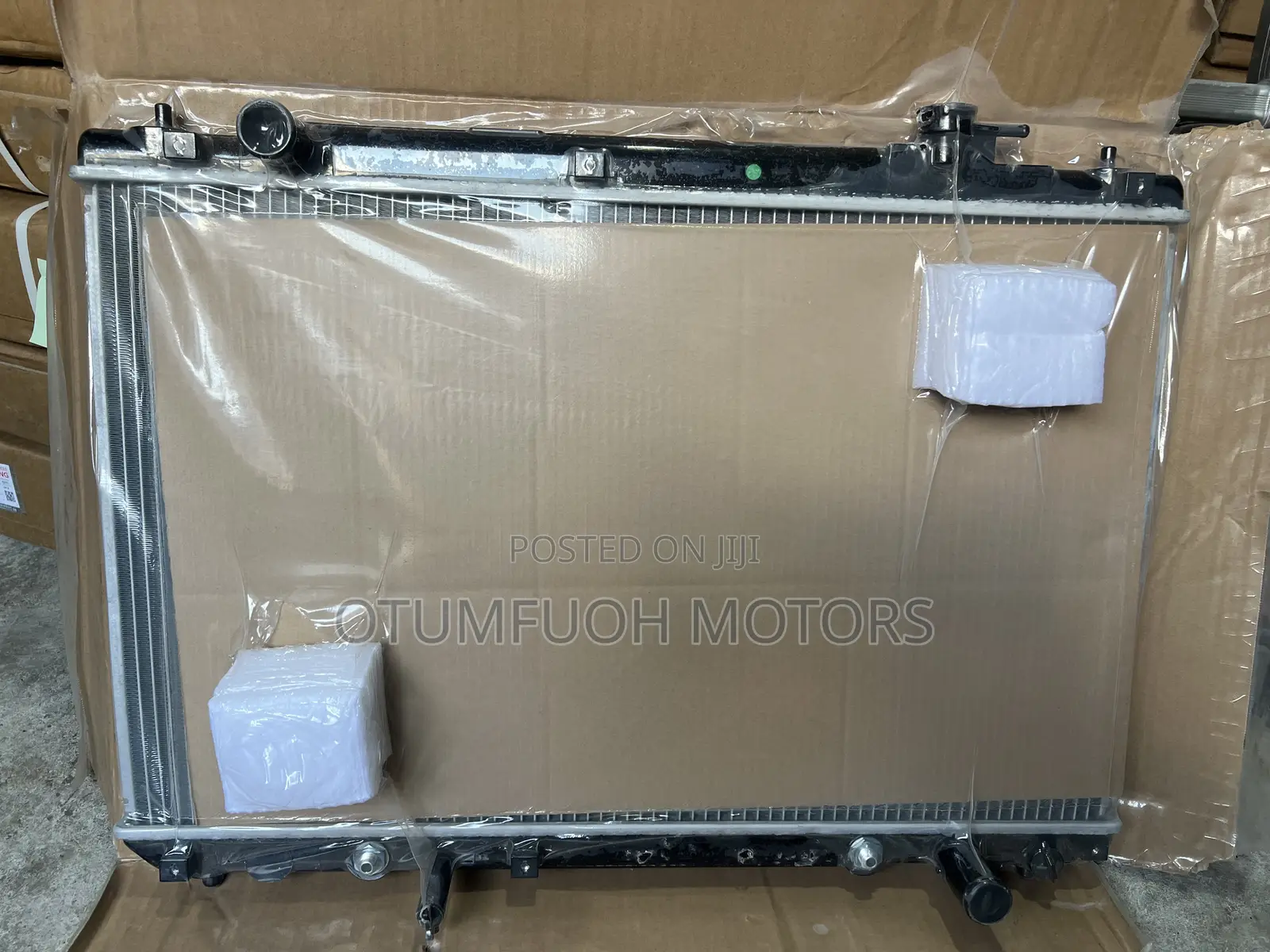 Toyota Highlander 2004 2005 2006 2007 Radiator (Water Tank)