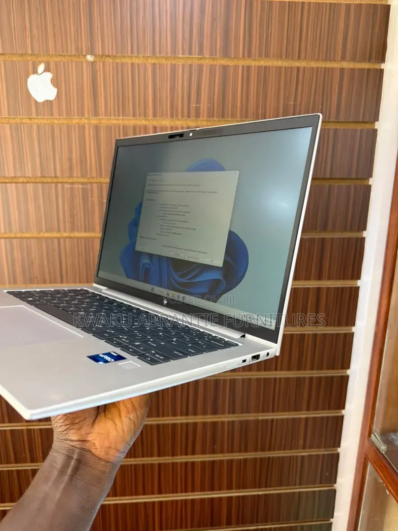 New Laptop HP EliteBook 840 G10 16GB Intel Core i5 SSD 512GB