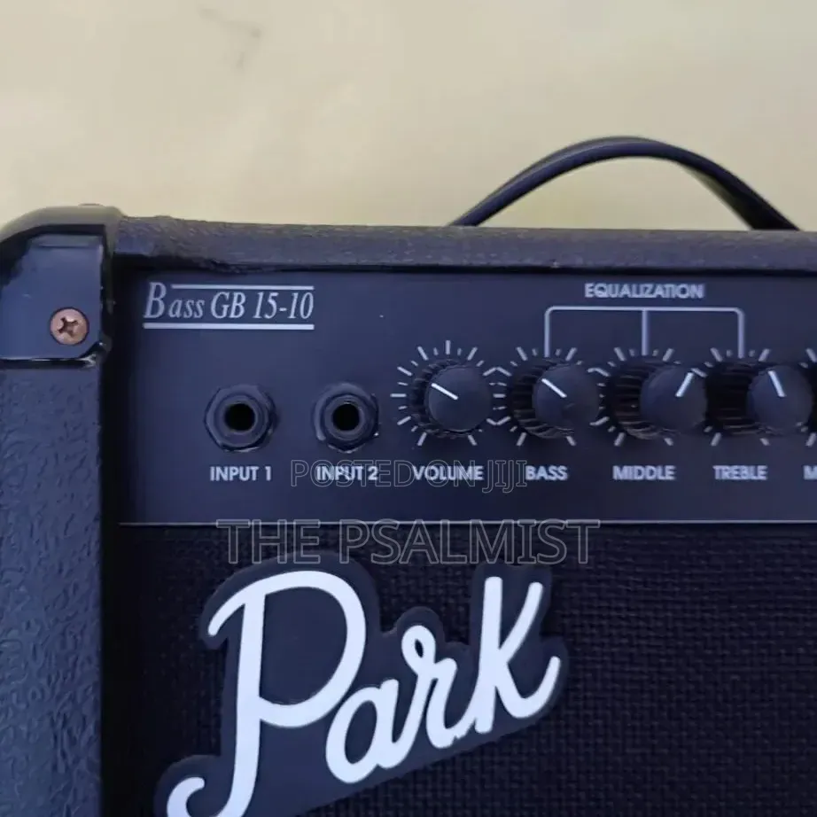 Park GB 15-10 a Division Marshall Amplification Bass Guitar Combo