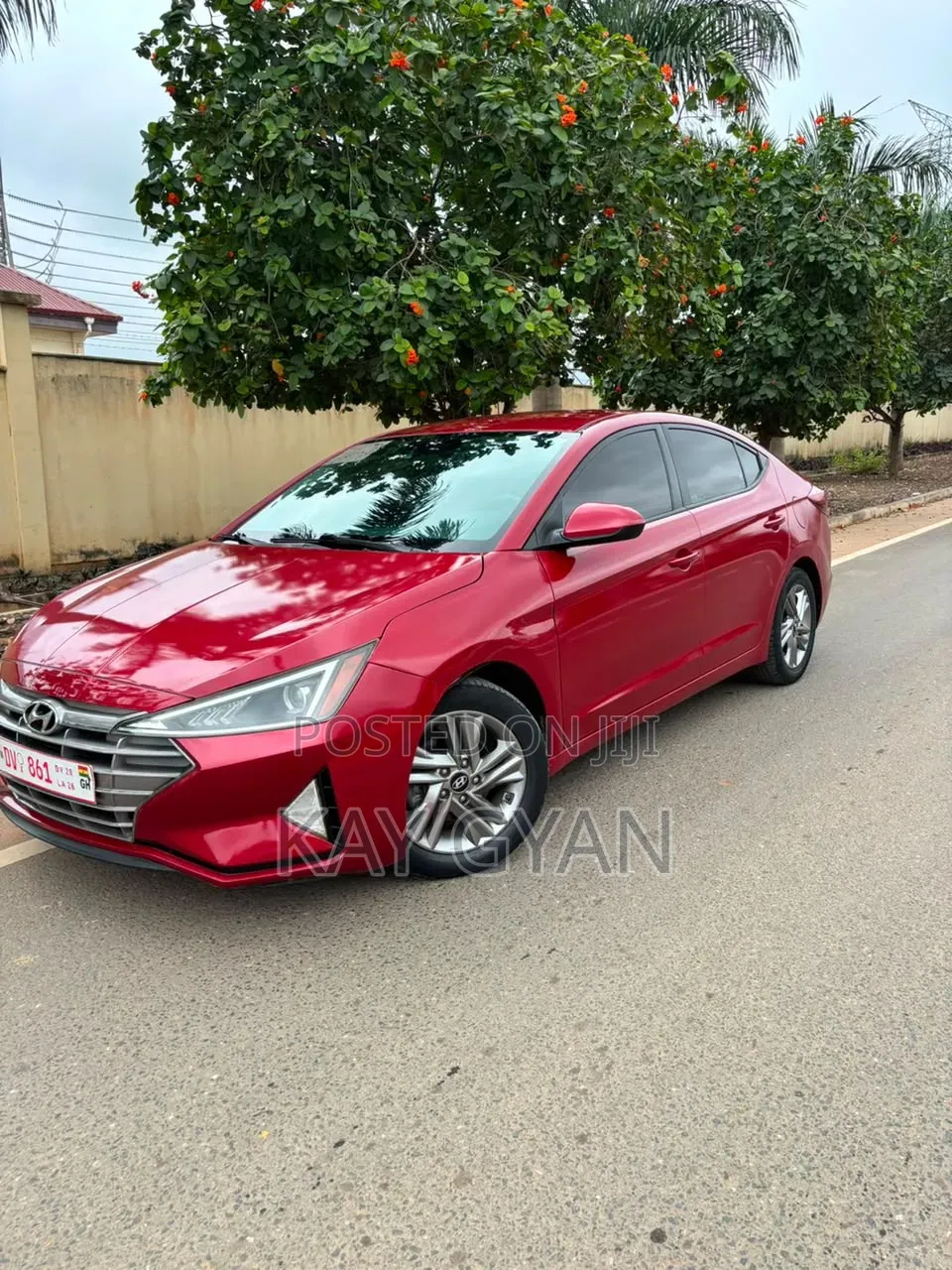 Hyundai Elantra 2020 Red