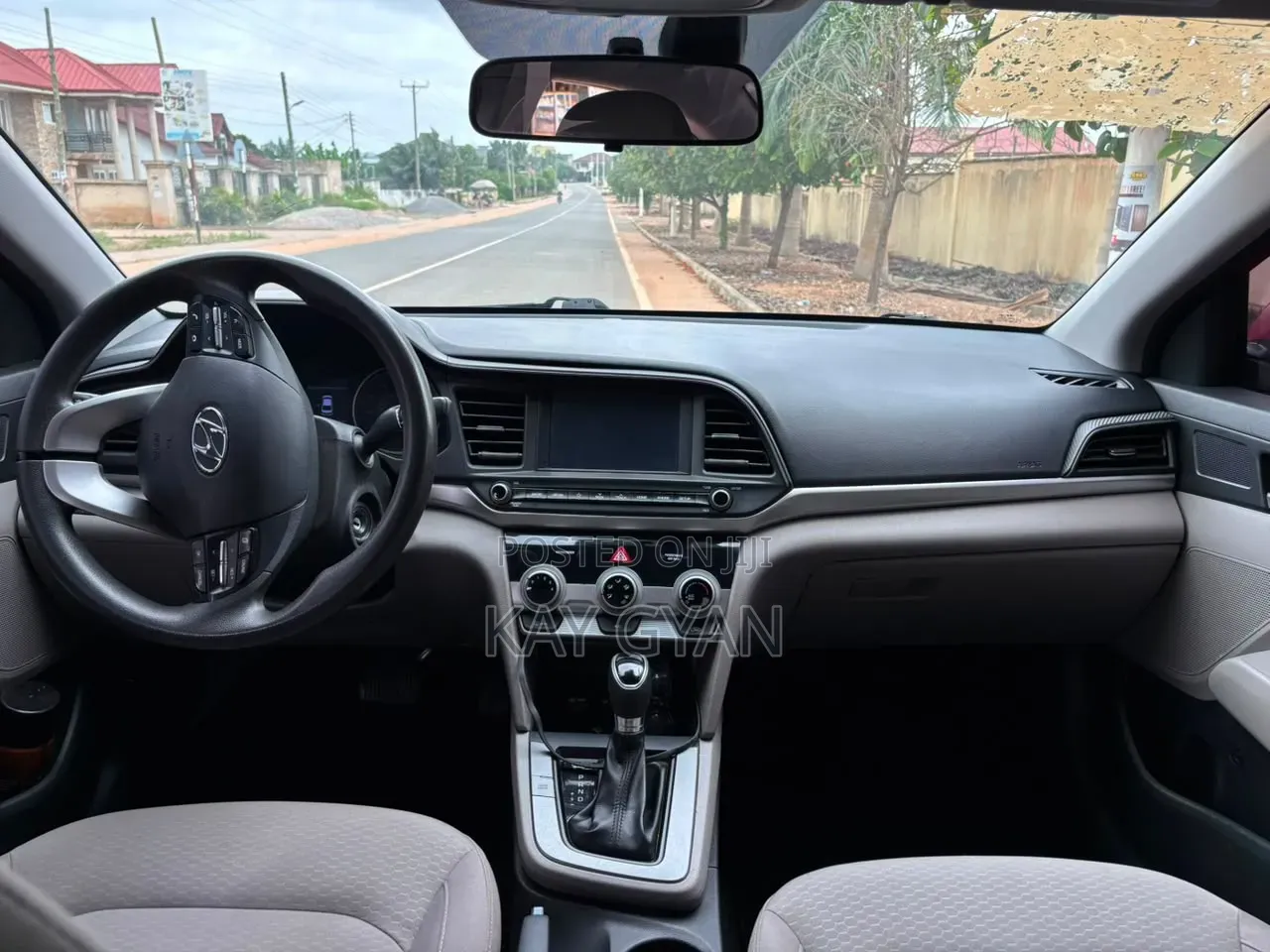 Hyundai Elantra 2020 Red