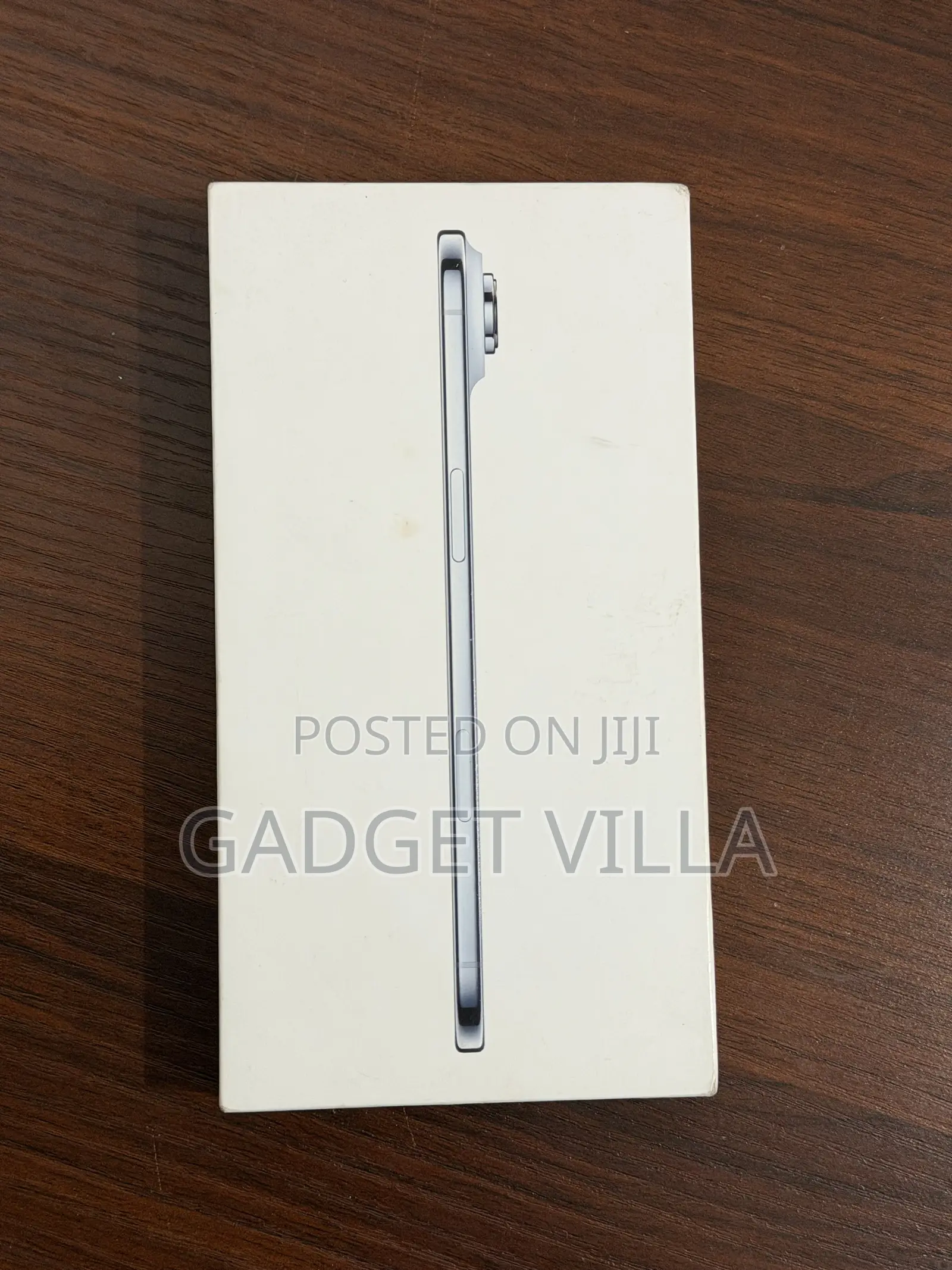 New Apple iPhone Air 256 GB Gold