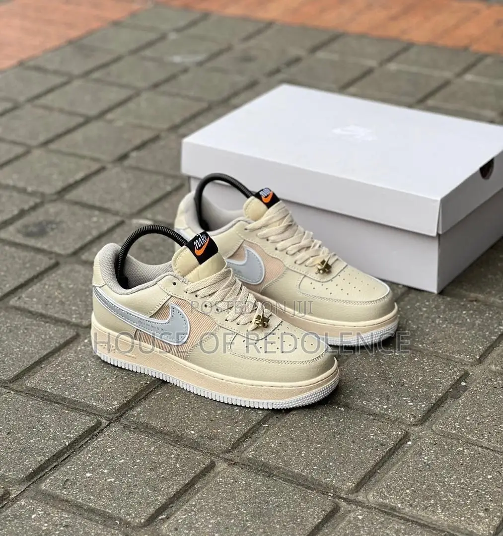 Nike Air Force 1 Low Sneakers