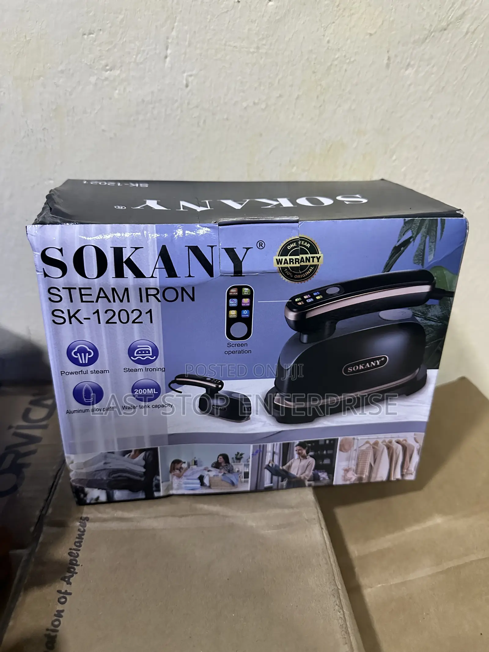 Quality and Classic Hand Steam Iron