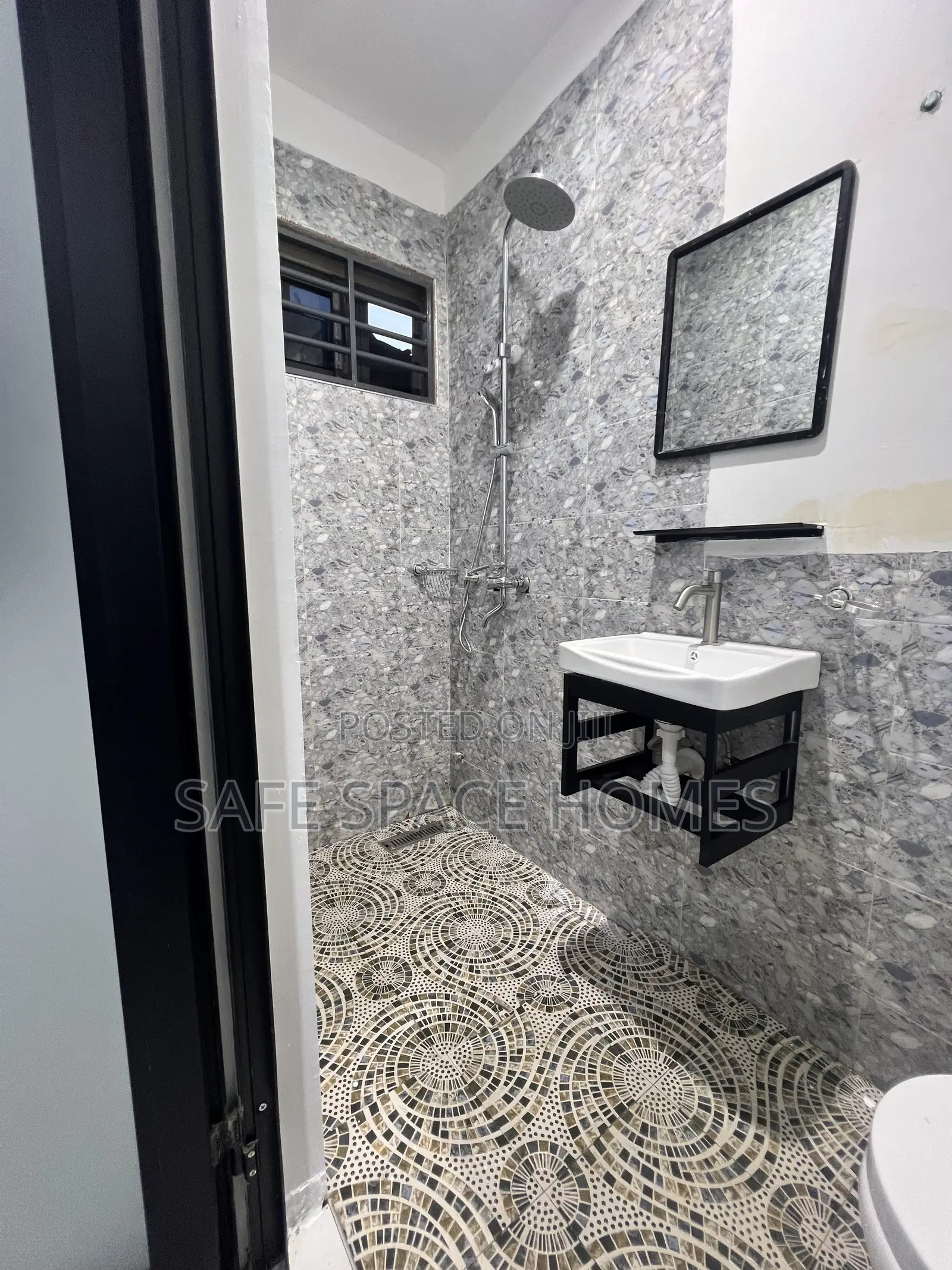 1bdrm Apartment in Tseaddo for rent