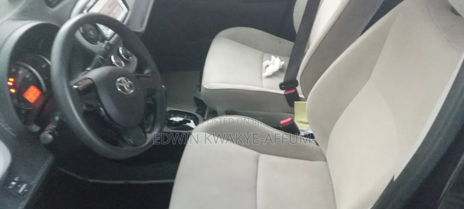 Toyota Vitz 2013 Black