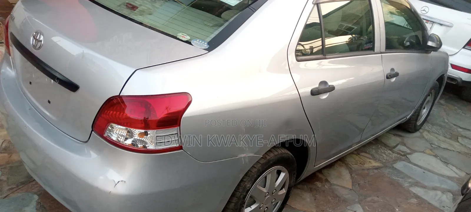 Toyota Belta 2012 Silver