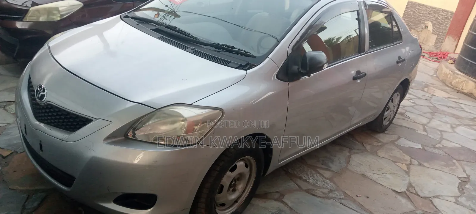 Toyota Belta 2012 Silver