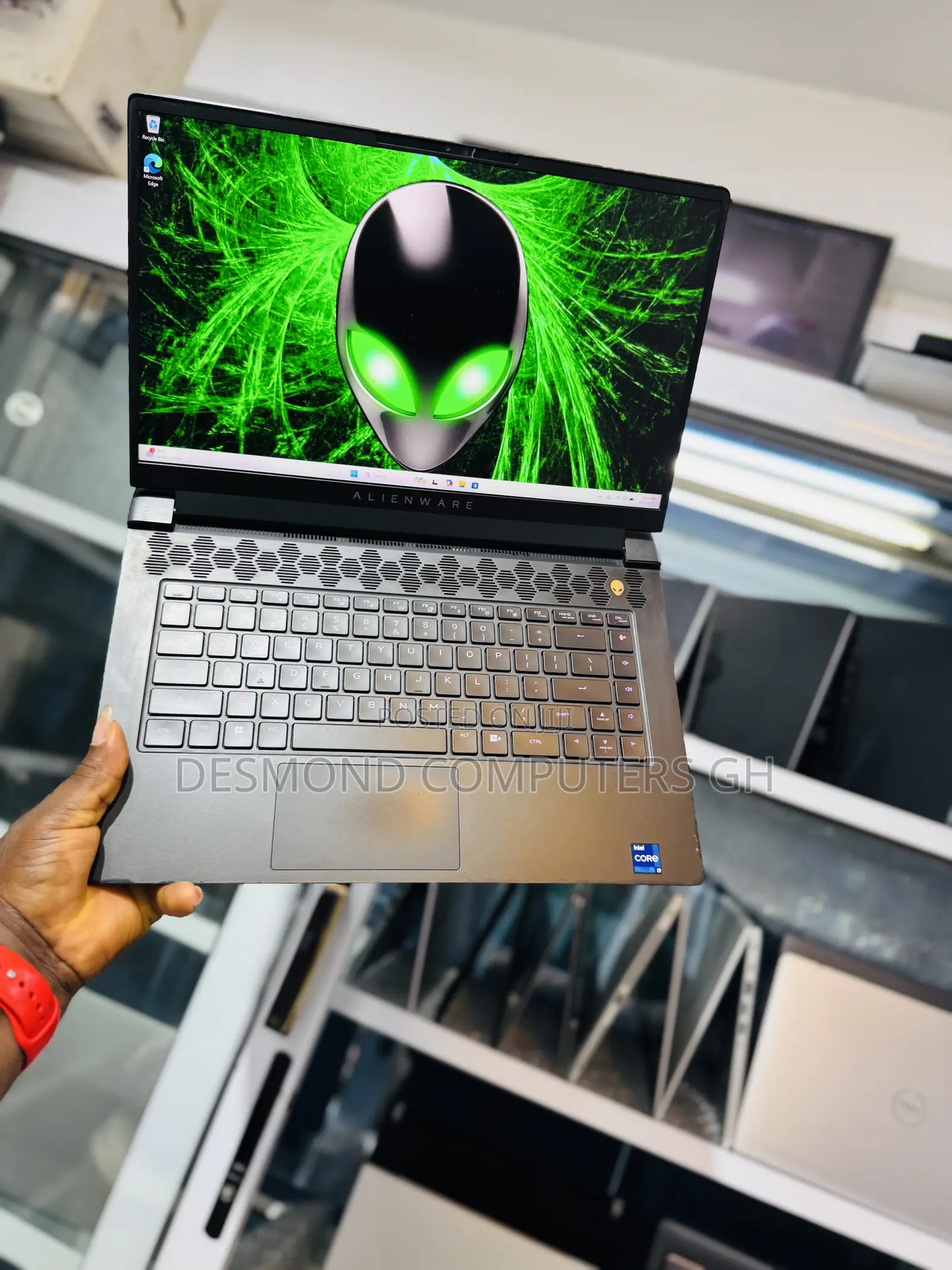 Laptop Alienware M15 R7 32GB Intel Core i9 SSD 1T