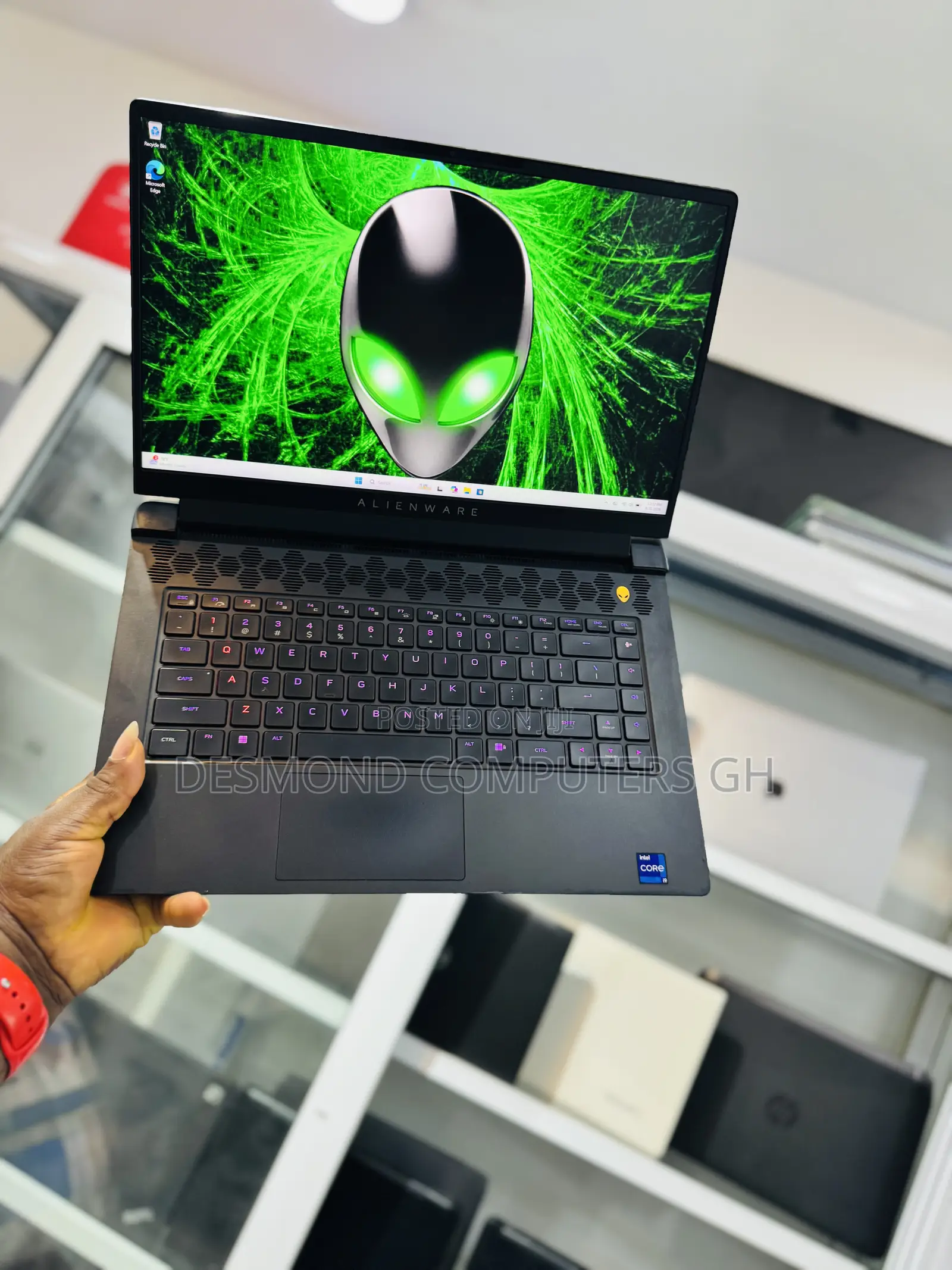 Laptop Alienware M15 R7 32GB Intel Core i9 SSD 1T