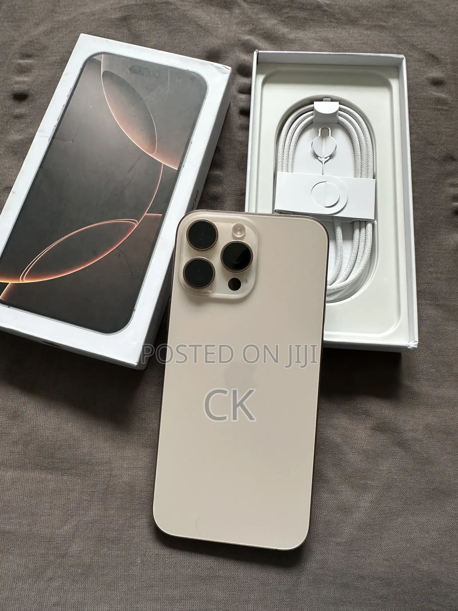 Apple iPhone 16 Pro Max 256 GB Gold
