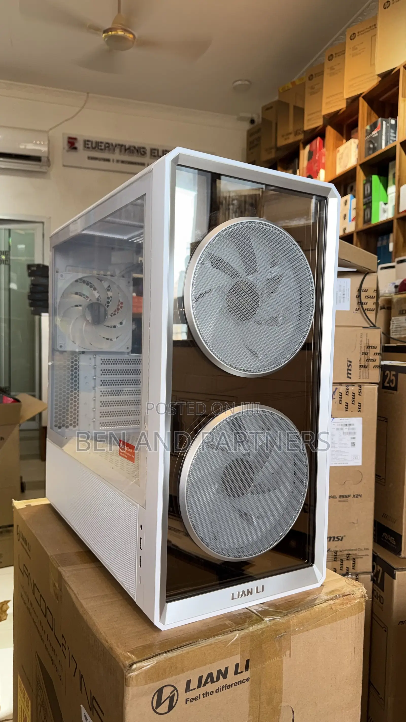 Lian Li Lancool 217 Inf Case