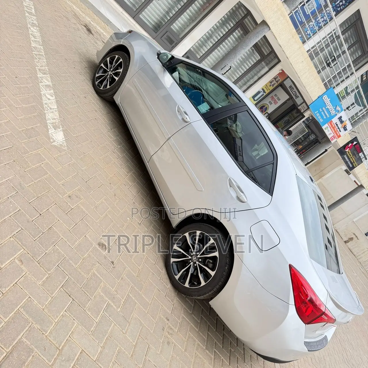 Toyota Corolla 2019 Silver