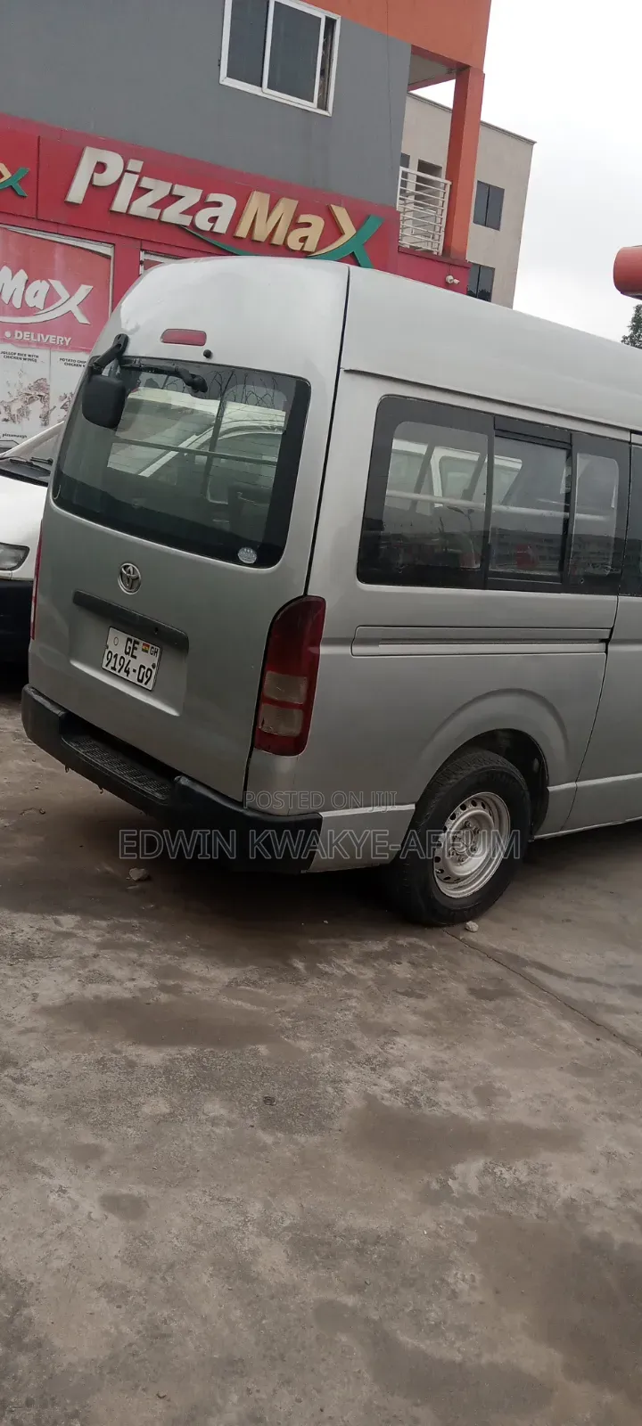 Toyota HiAce 1998 Silver